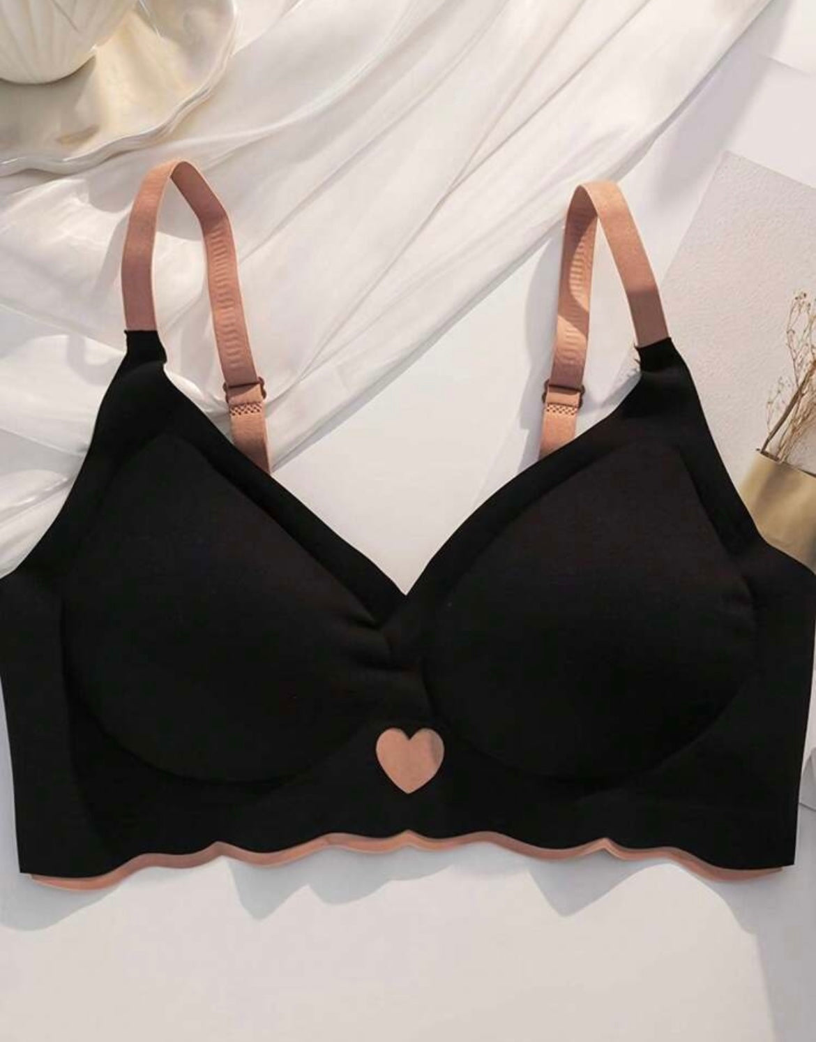 Comfortable sports lingerie