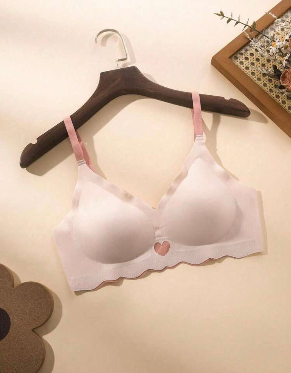 Comfortable sports lingerie